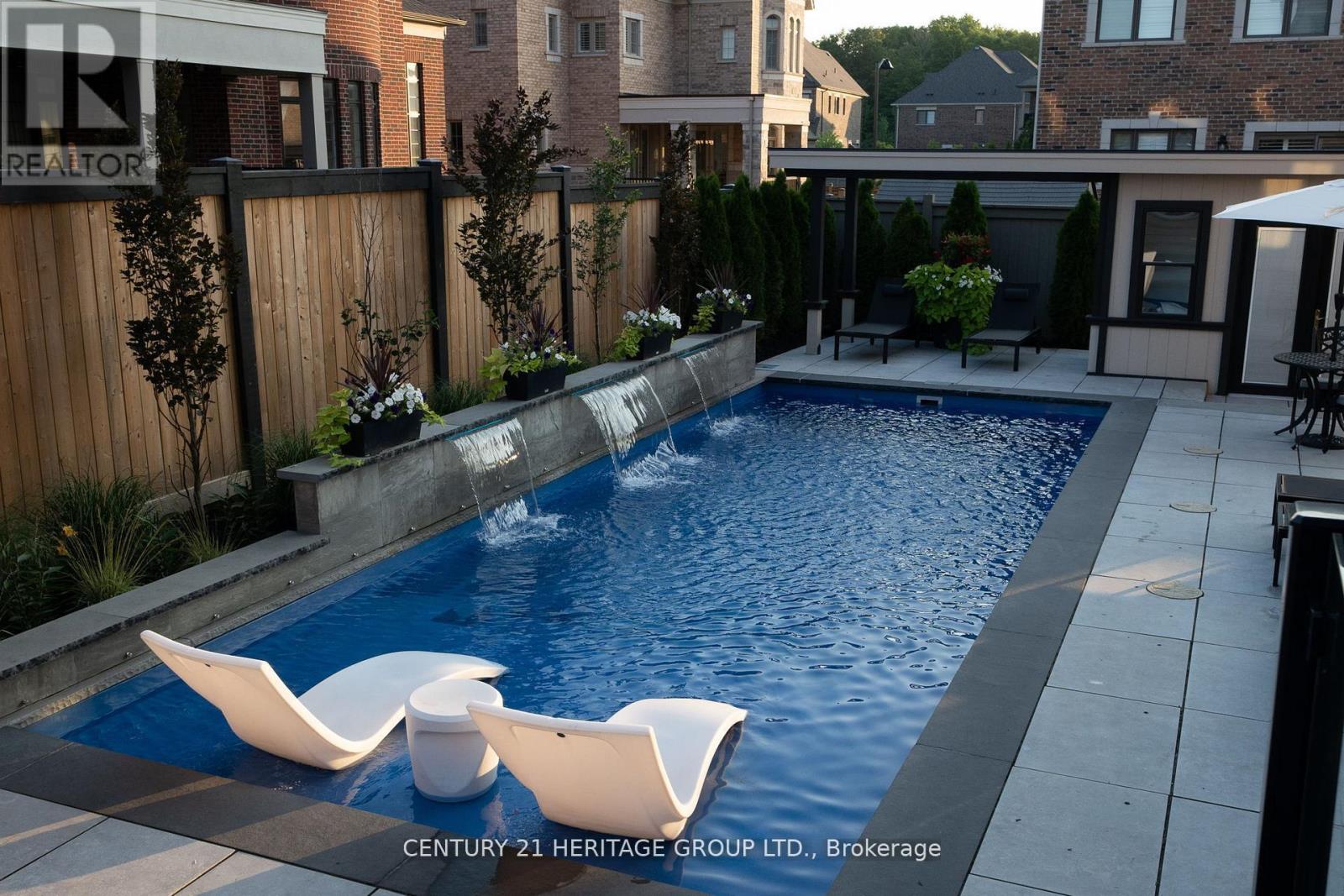 43 Sir Henry Court, King, Ontario  L7B 0P5 - Photo 9 - N12969092