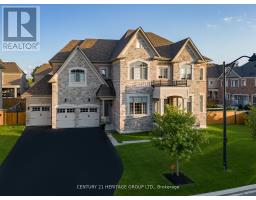 43 SIR HENRY COURT, King, Ontario