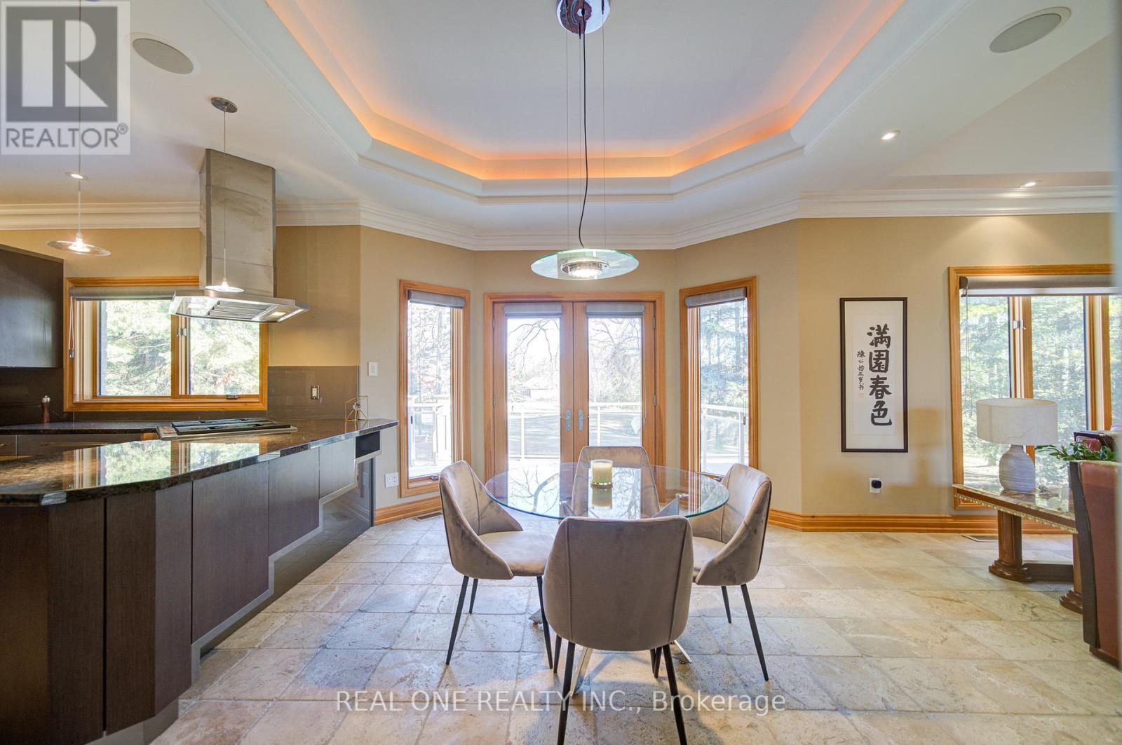 24 Maplehyrn Avenue, East Gwillimbury, Ontario  L0G 1V0 - Photo 17 - N12969182