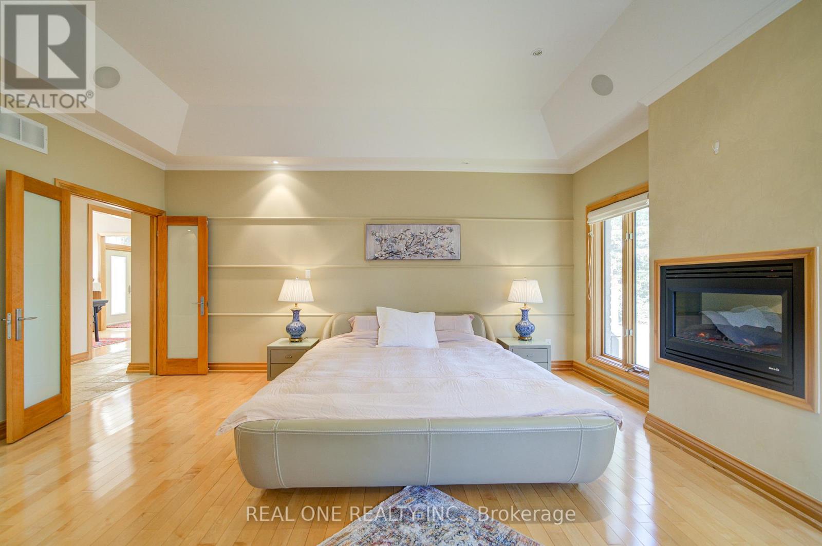 24 Maplehyrn Avenue, East Gwillimbury, Ontario  L0G 1V0 - Photo 23 - N12969182