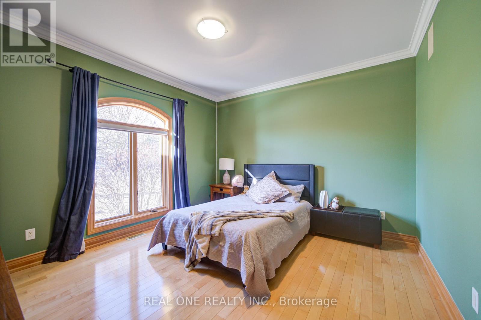 24 Maplehyrn Avenue, East Gwillimbury, Ontario  L0G 1V0 - Photo 26 - N12969182