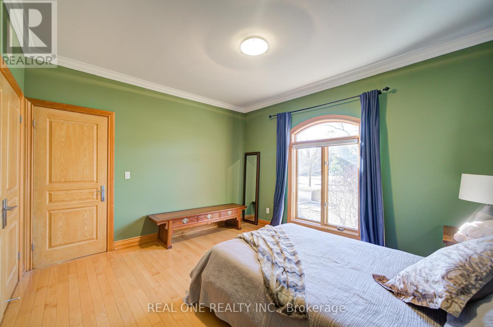 24 Maplehyrn Avenue, East Gwillimbury, Ontario  L0G 1V0 - Photo 27 - N12969182