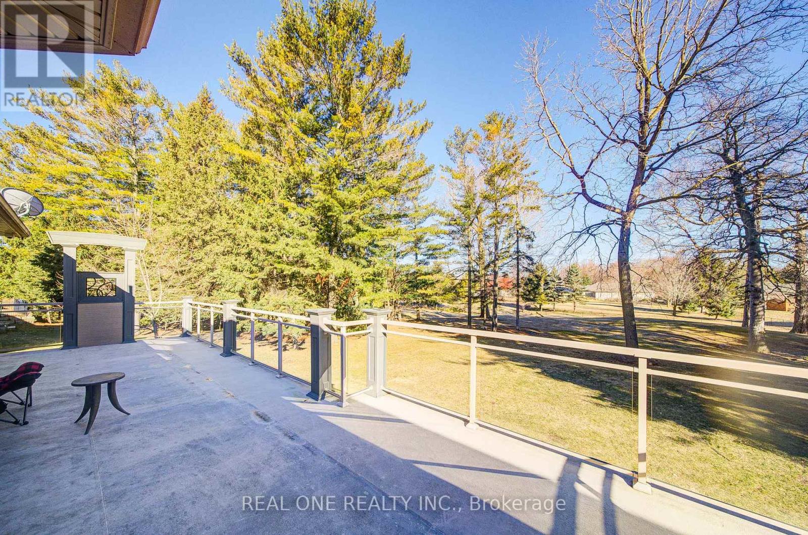 24 Maplehyrn Avenue, East Gwillimbury, Ontario  L0G 1V0 - Photo 32 - N12969182