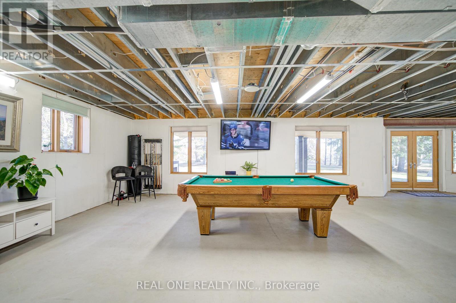 24 Maplehyrn Avenue, East Gwillimbury, Ontario  L0G 1V0 - Photo 34 - N12969182