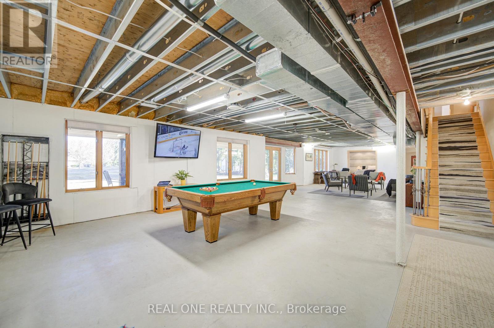 24 Maplehyrn Avenue, East Gwillimbury, Ontario  L0G 1V0 - Photo 36 - N12969182