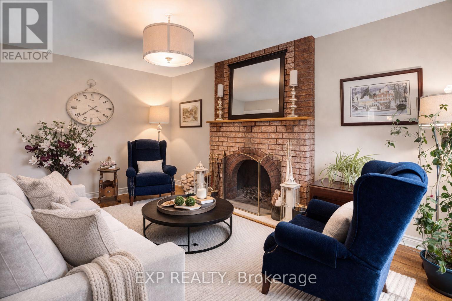 103 Compton Crescent, Bradford West Gwillimbury, Ontario  L3Z 2X7 - Photo 18 - N12969198