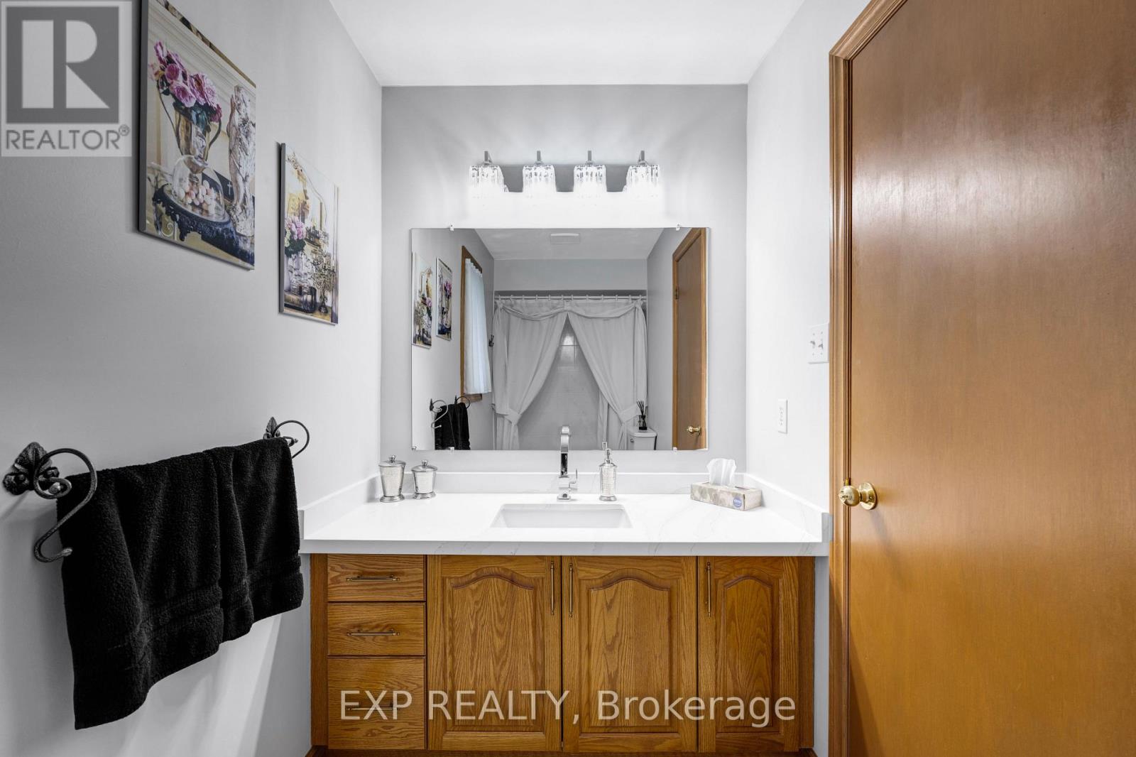 103 Compton Crescent, Bradford West Gwillimbury, Ontario  L3Z 2X7 - Photo 29 - N12969198