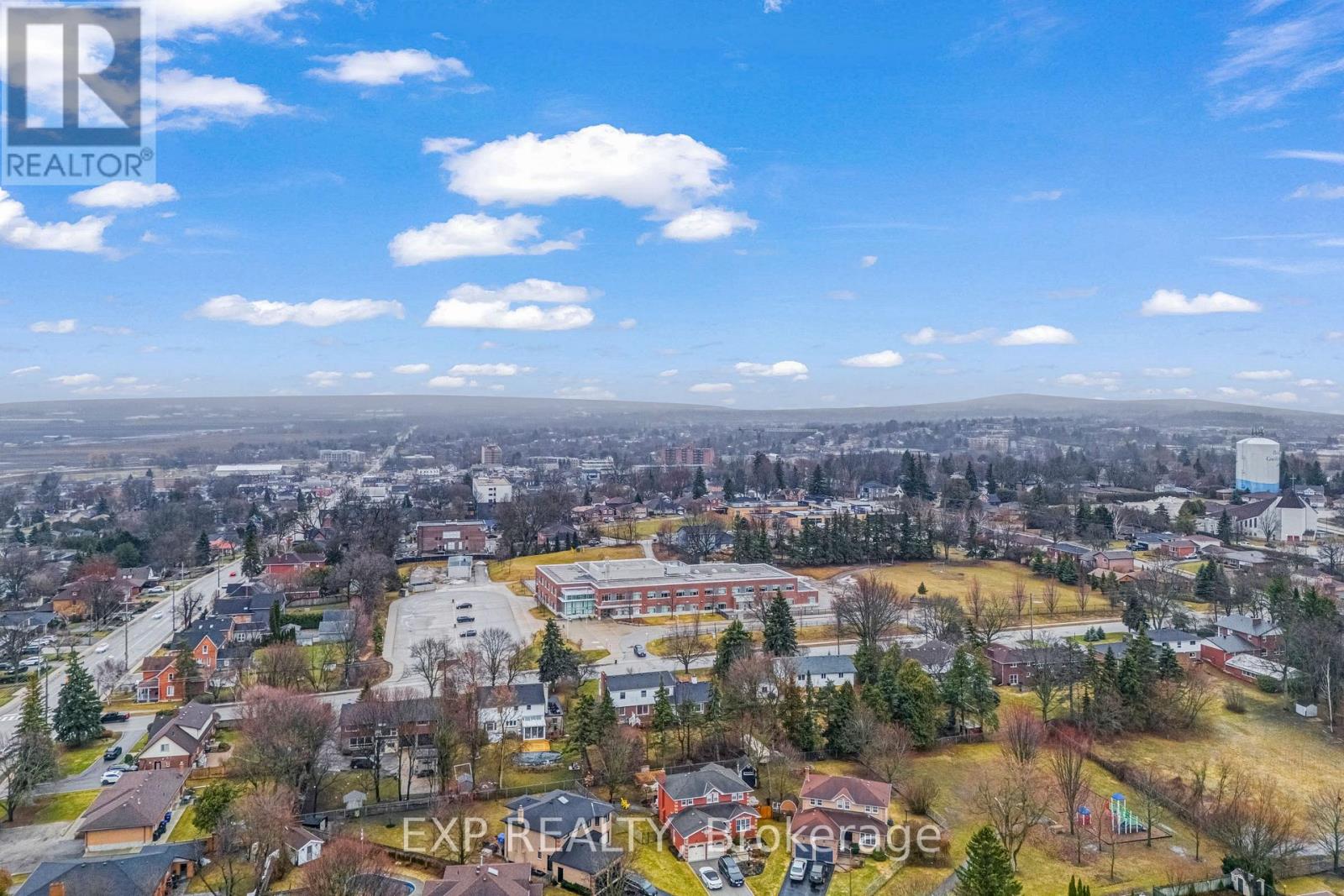 103 Compton Crescent, Bradford West Gwillimbury, Ontario  L3Z 2X7 - Photo 47 - N12969198