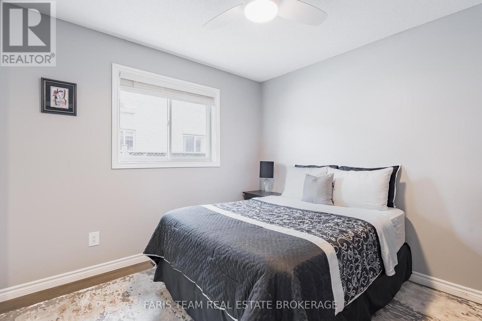 1056 Winnifred Court, Innisfil, Ontario  L9S 2B3 - Photo 20 - N12969220