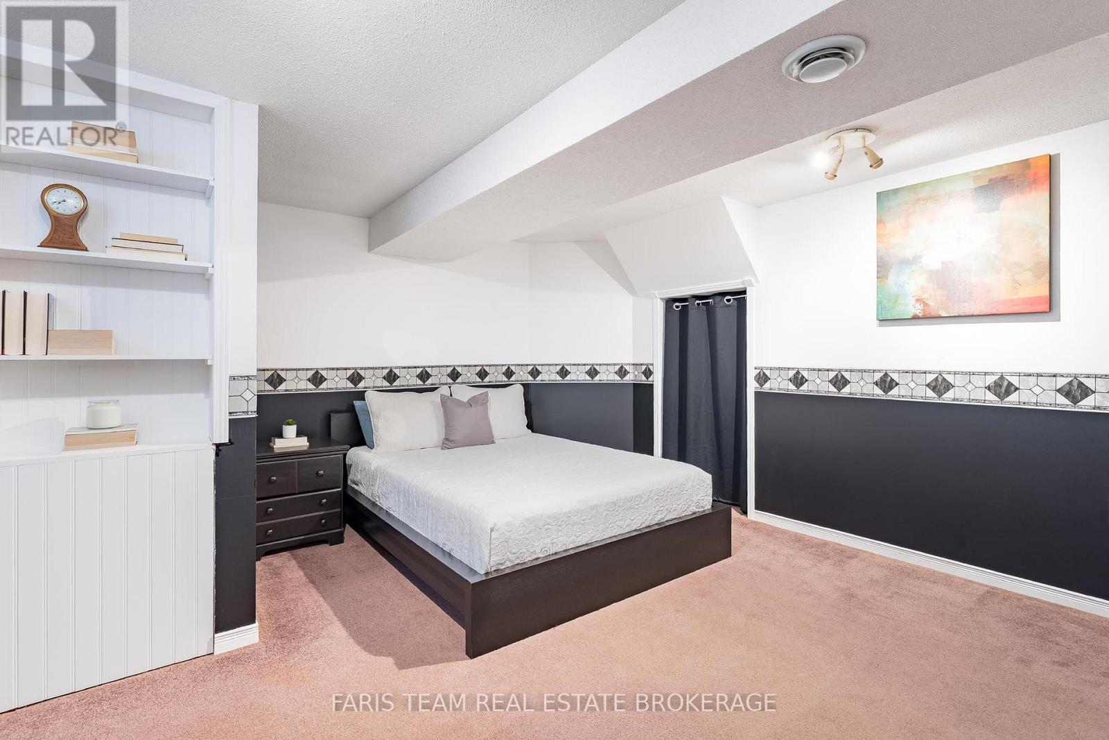 1056 Winnifred Court, Innisfil, Ontario  L9S 2B3 - Photo 28 - N12969220