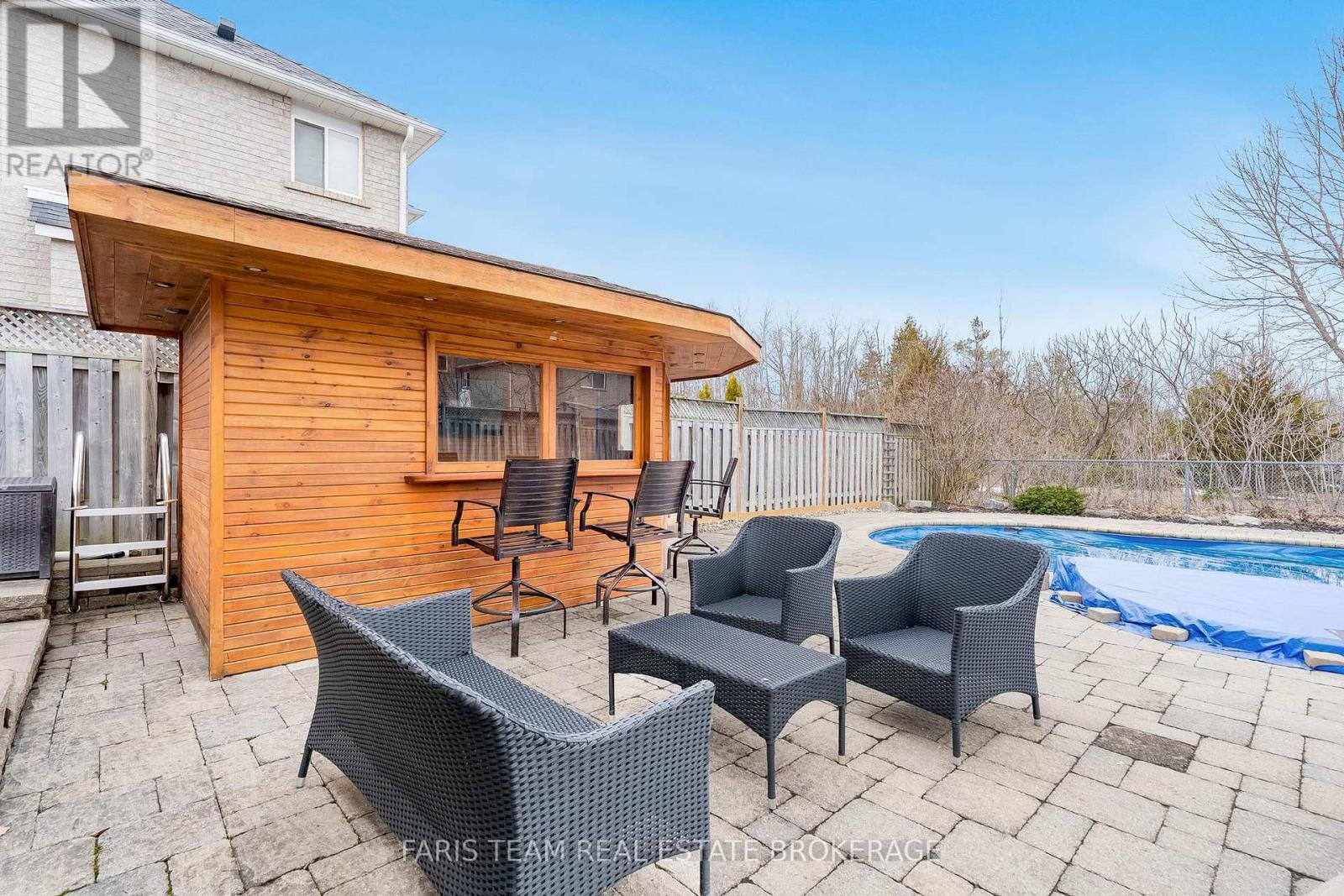 1056 Winnifred Court, Innisfil, Ontario  L9S 2B3 - Photo 35 - N12969220