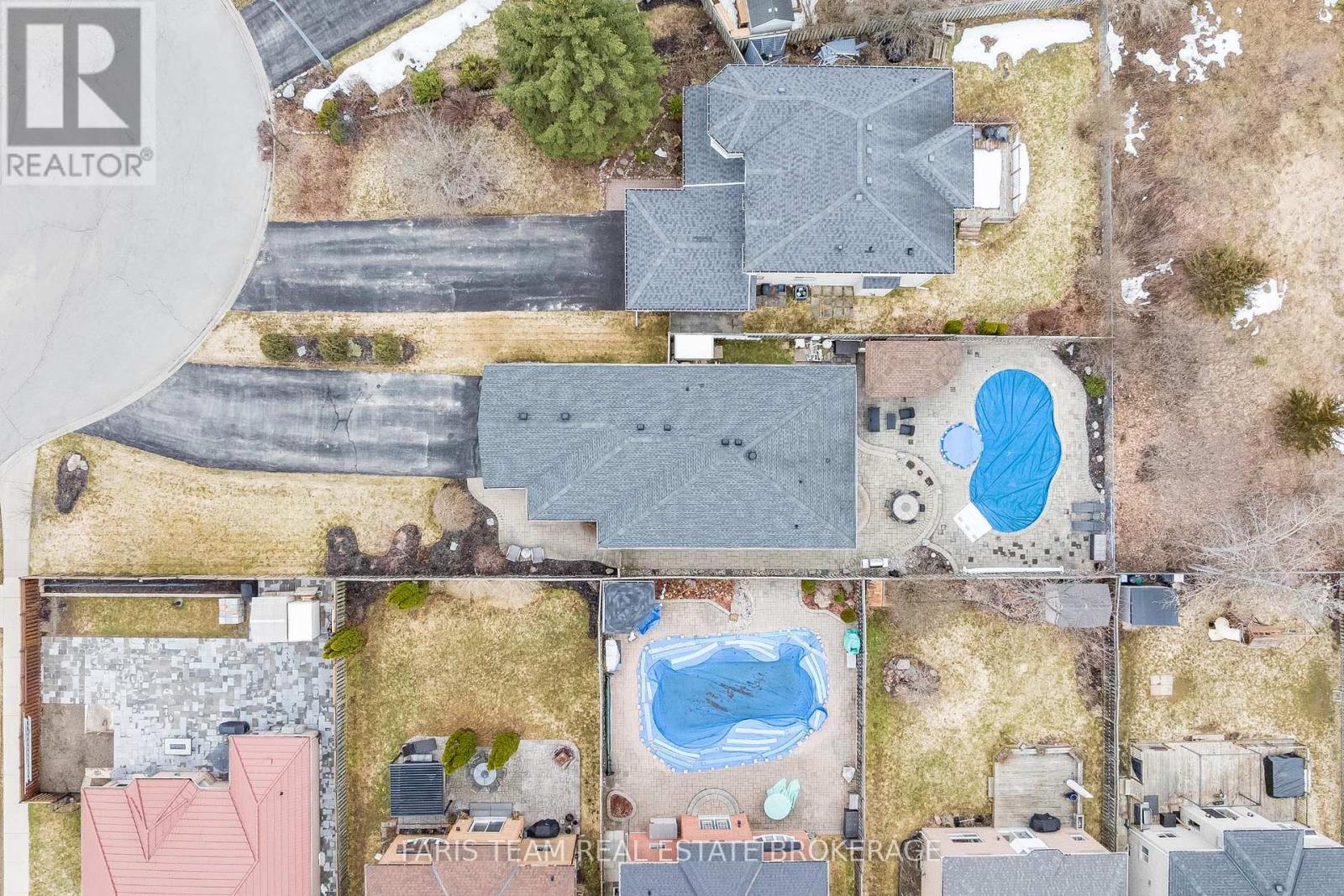 1056 Winnifred Court, Innisfil, Ontario  L9S 2B3 - Photo 37 - N12969220