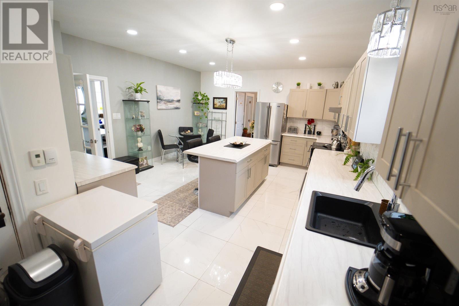 33 Pleasant Street, Parrsboro, Nova Scotia  B0M 1S0 - Photo 18 - 202606512