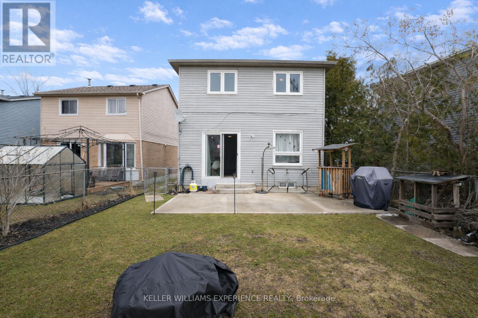 24 Lindsay Court, Barrie, Ontario  L4M 6G5 - Photo 20 - S12969214