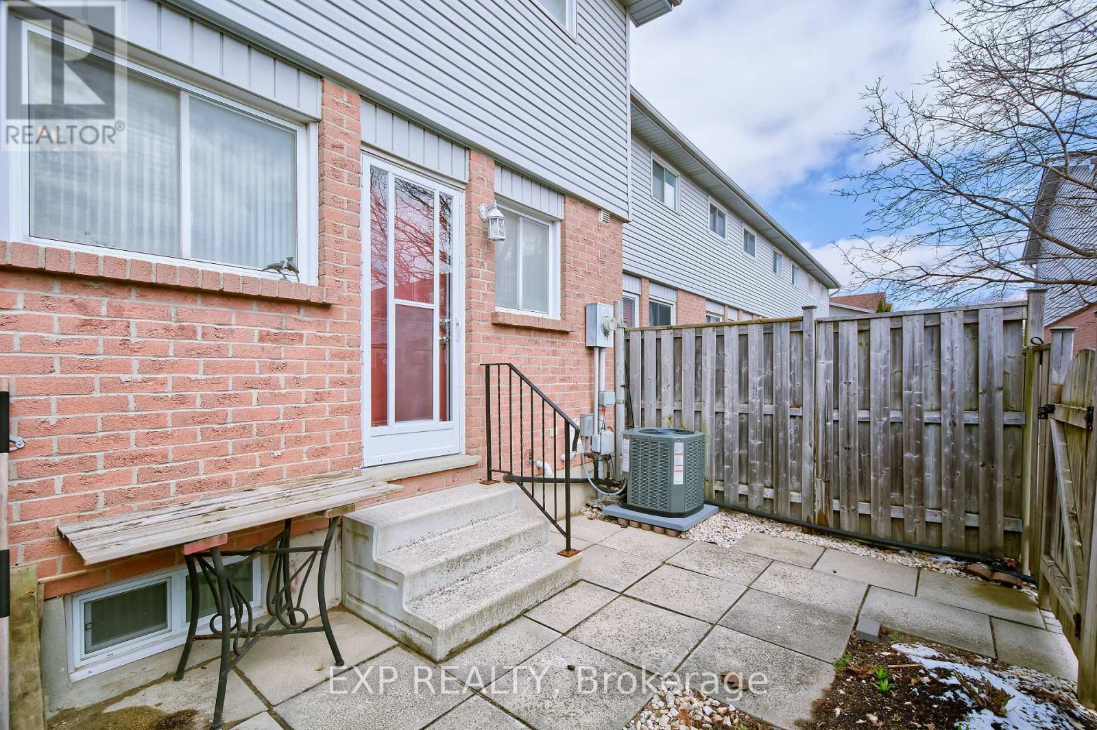 38 - 1430 Jalna Boulevard, London South, Ontario  N6E 3C1 - Photo 34 - X12969218