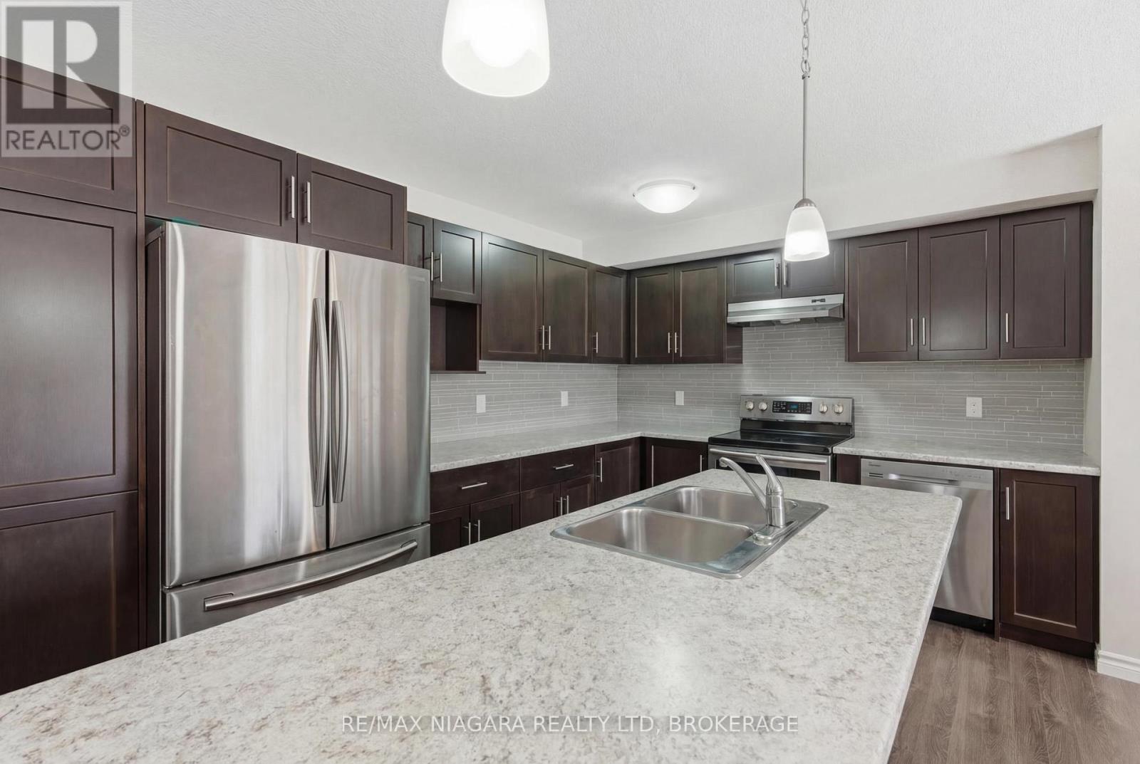 68 Abbott Place, Pelham, Ontario  L0S 1E5 - Photo 8 - X12794110