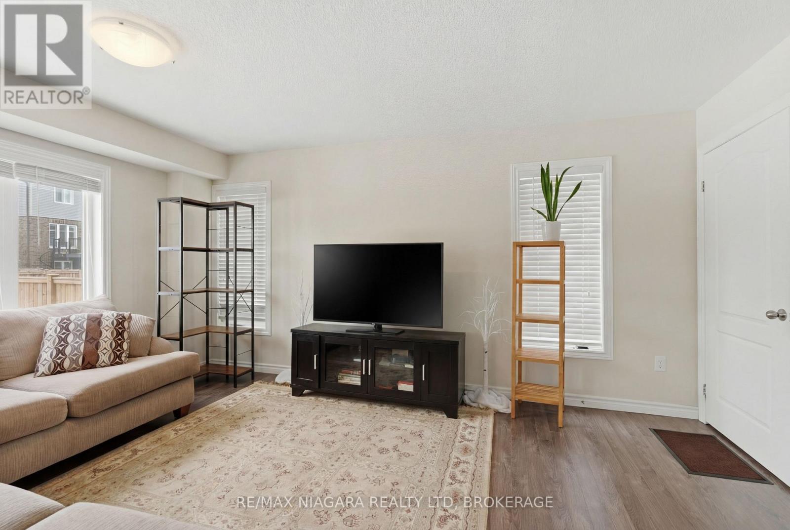 68 Abbott Place, Pelham, Ontario  L0S 1E5 - Photo 7 - X12794110