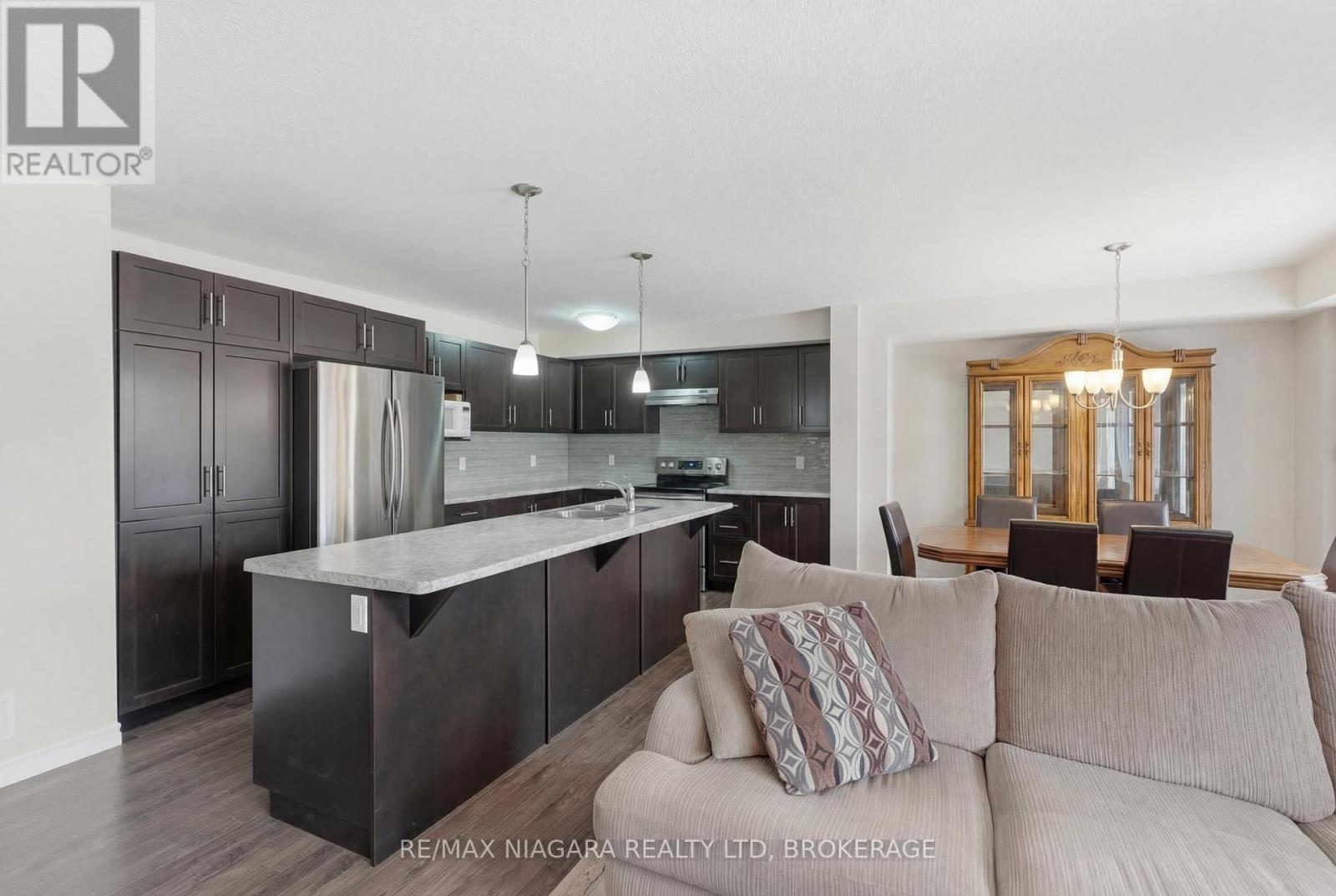 68 Abbott Place, Pelham, Ontario  L0S 1E5 - Photo 12 - X12794110