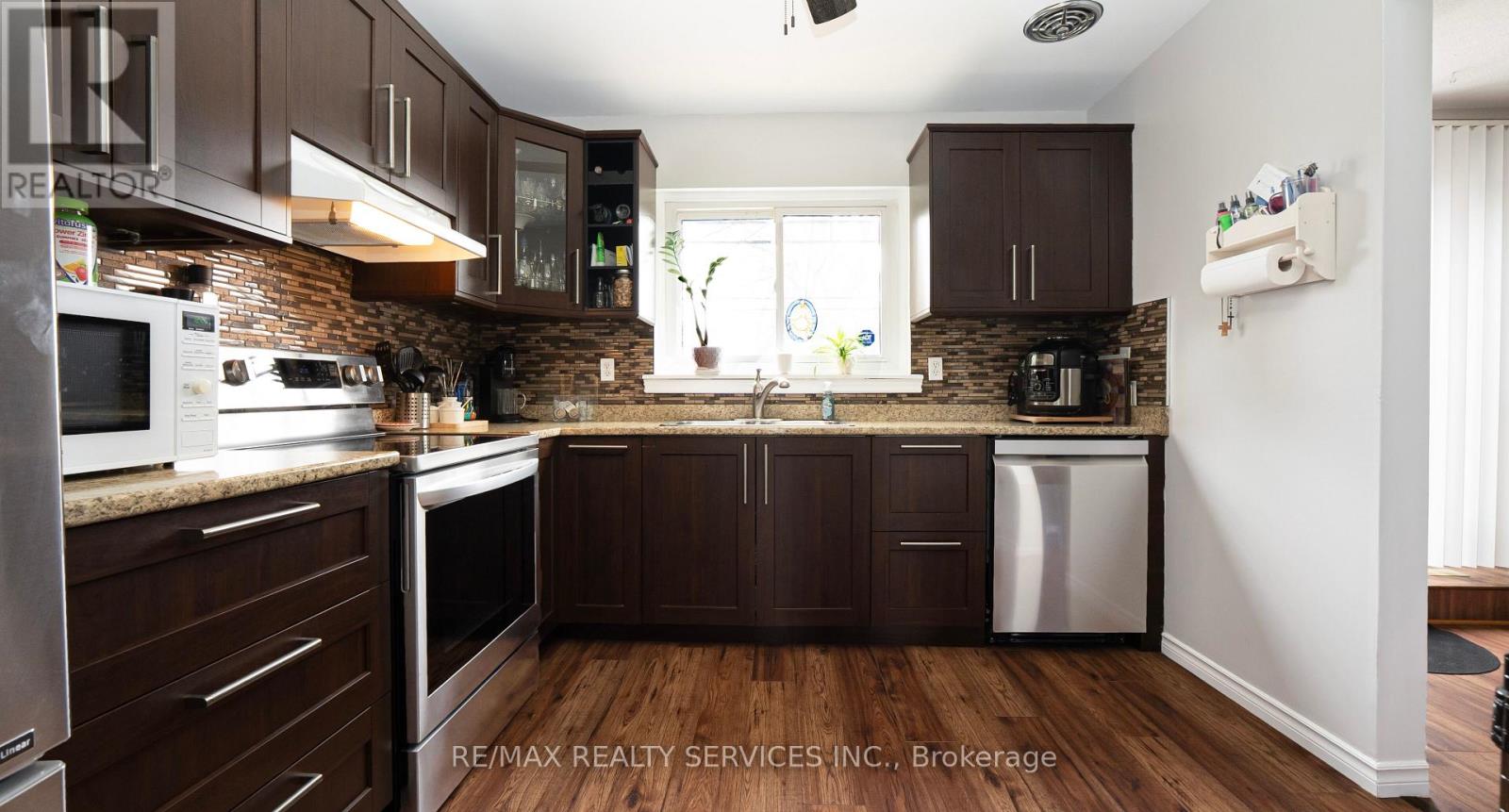 86 Glenmore Crescent, Brampton, Ontario  L6S 1H8 - Photo 13 - W12956858