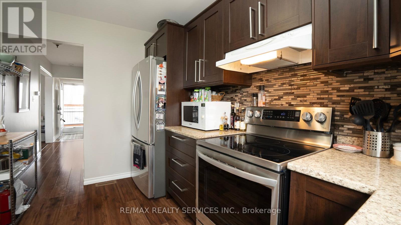 86 Glenmore Crescent, Brampton, Ontario  L6S 1H8 - Photo 15 - W12956858