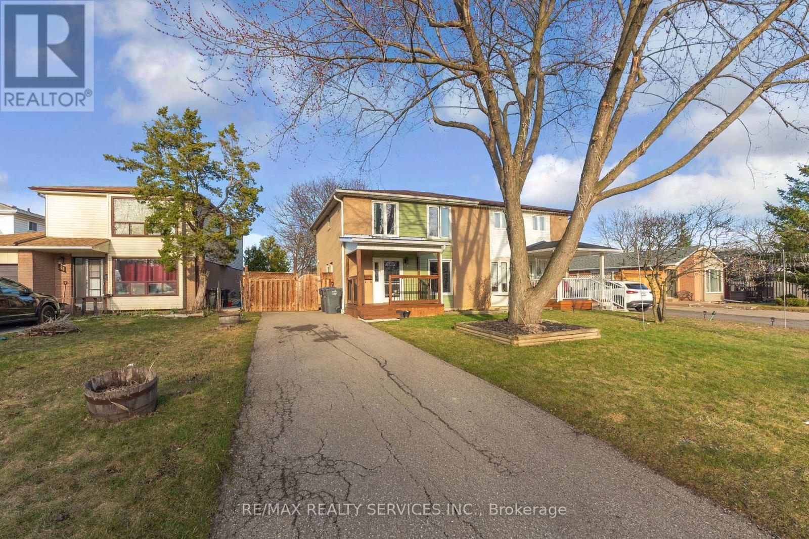 86 GLENMORE CRESCENT, Brampton, Ontario