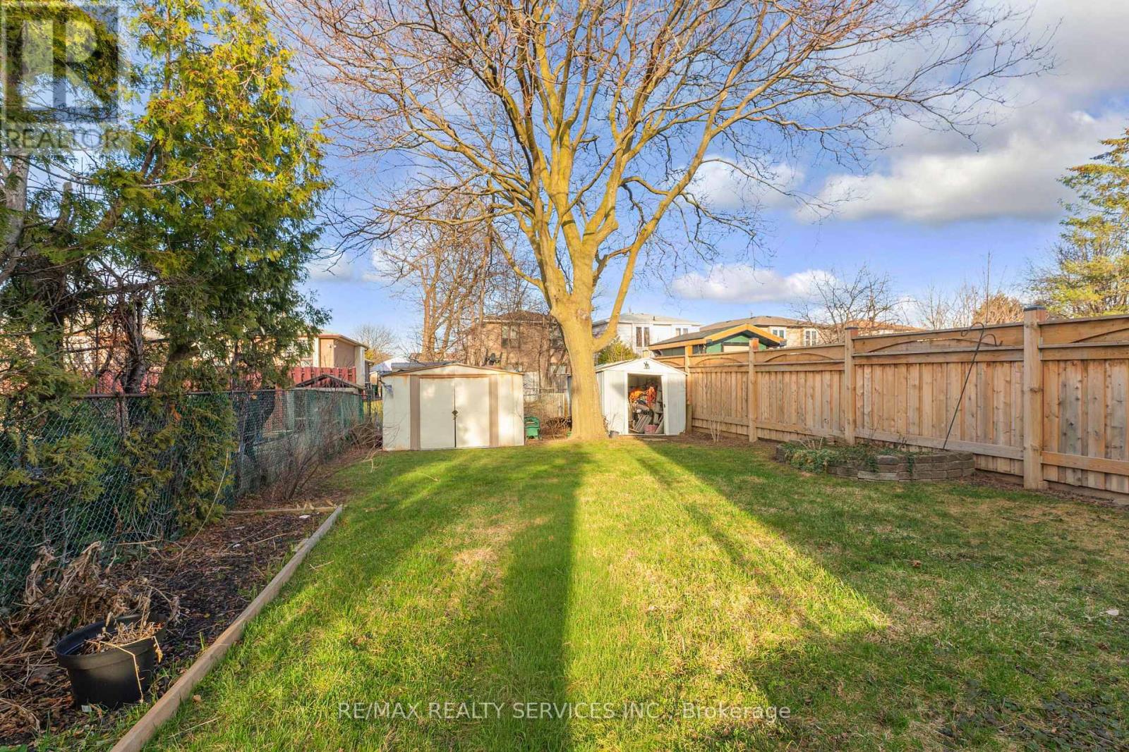 86 Glenmore Crescent, Brampton, Ontario  L6S 1H8 - Photo 38 - W12956858