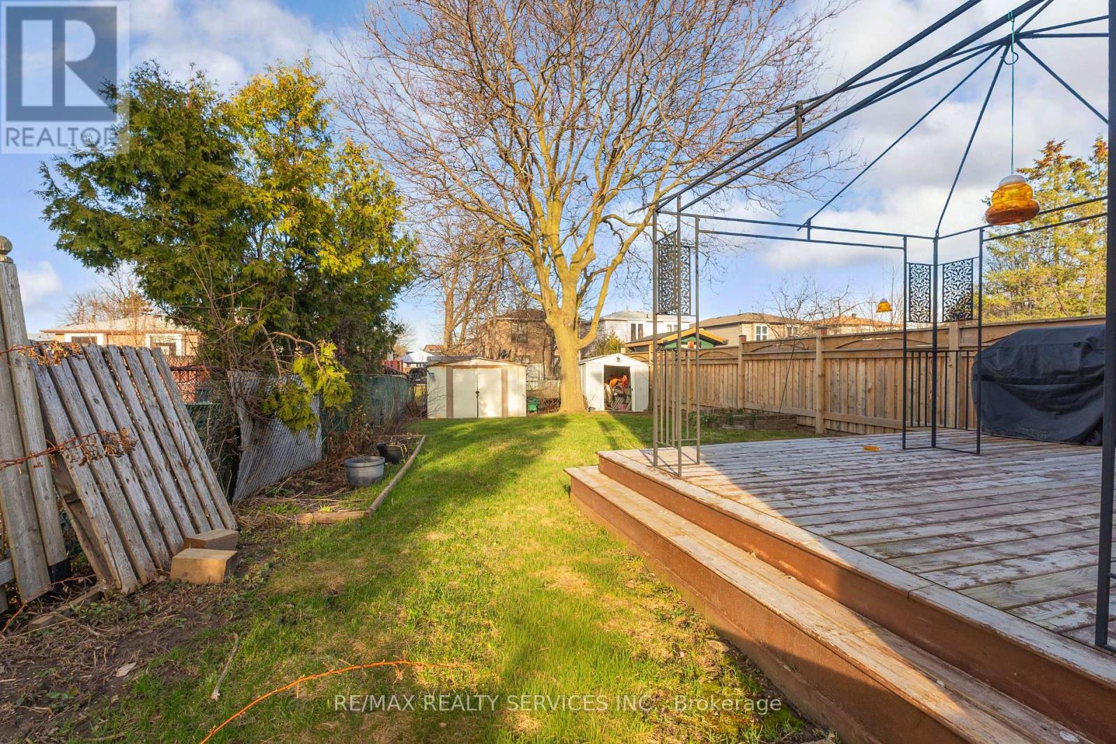 86 Glenmore Crescent, Brampton, Ontario  L6S 1H8 - Photo 37 - W12956858