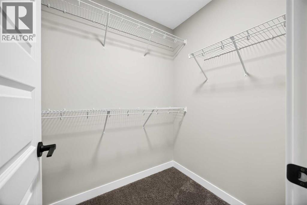 218 Bayview Park Sw, Airdrie, Alberta  T4B 3B1 - Photo 39 - A2298006