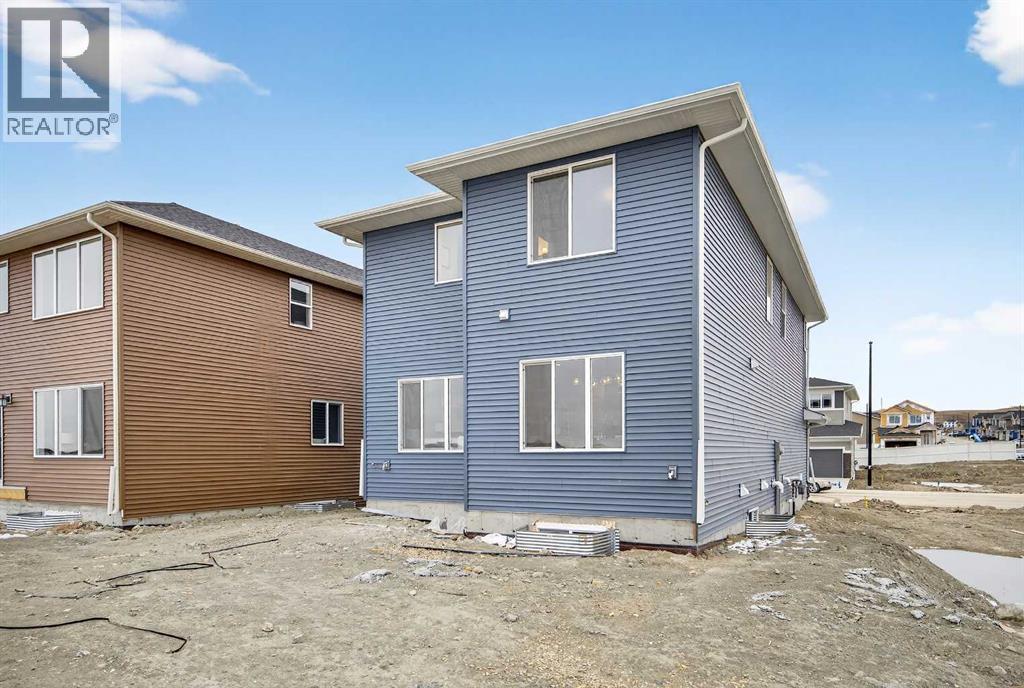 218 Bayview Park Sw, Airdrie, Alberta  T4B 3B1 - Photo 44 - A2298006