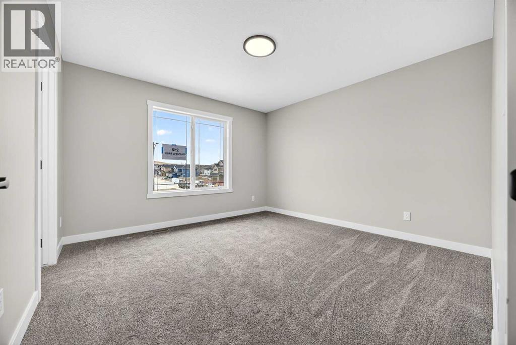 218 Bayview Park Sw, Airdrie, Alberta  T4B 3B1 - Photo 33 - A2298006