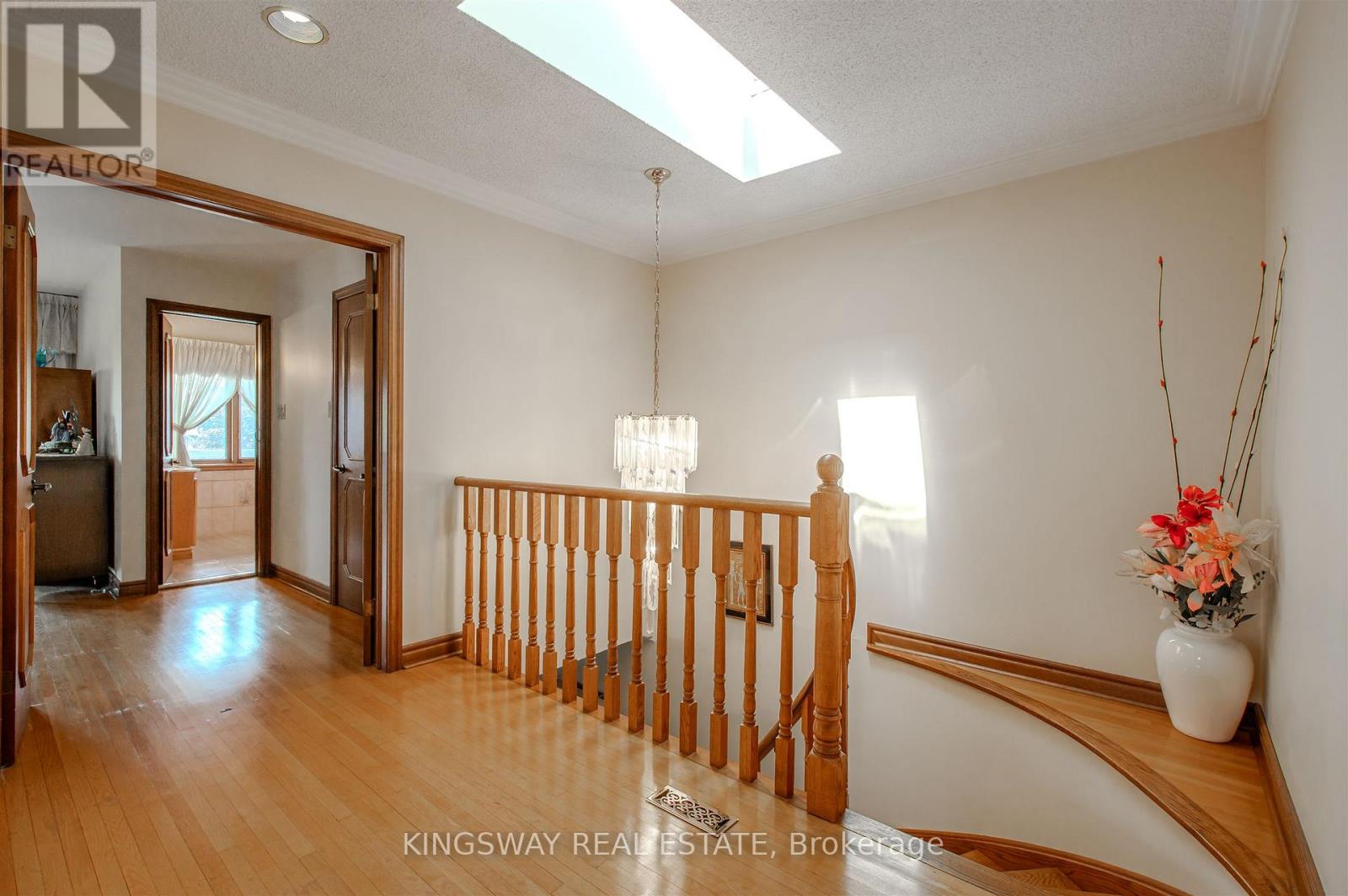 27 Mulholland Avenue, Toronto, Ontario  M6A 2S1 - Photo 25 - W12969098