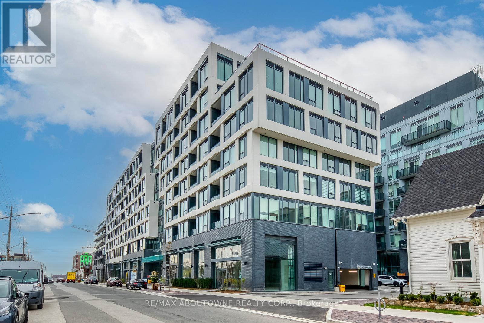 238 - 2450 OLD BRONTE ROAD, Oakville, Ontario