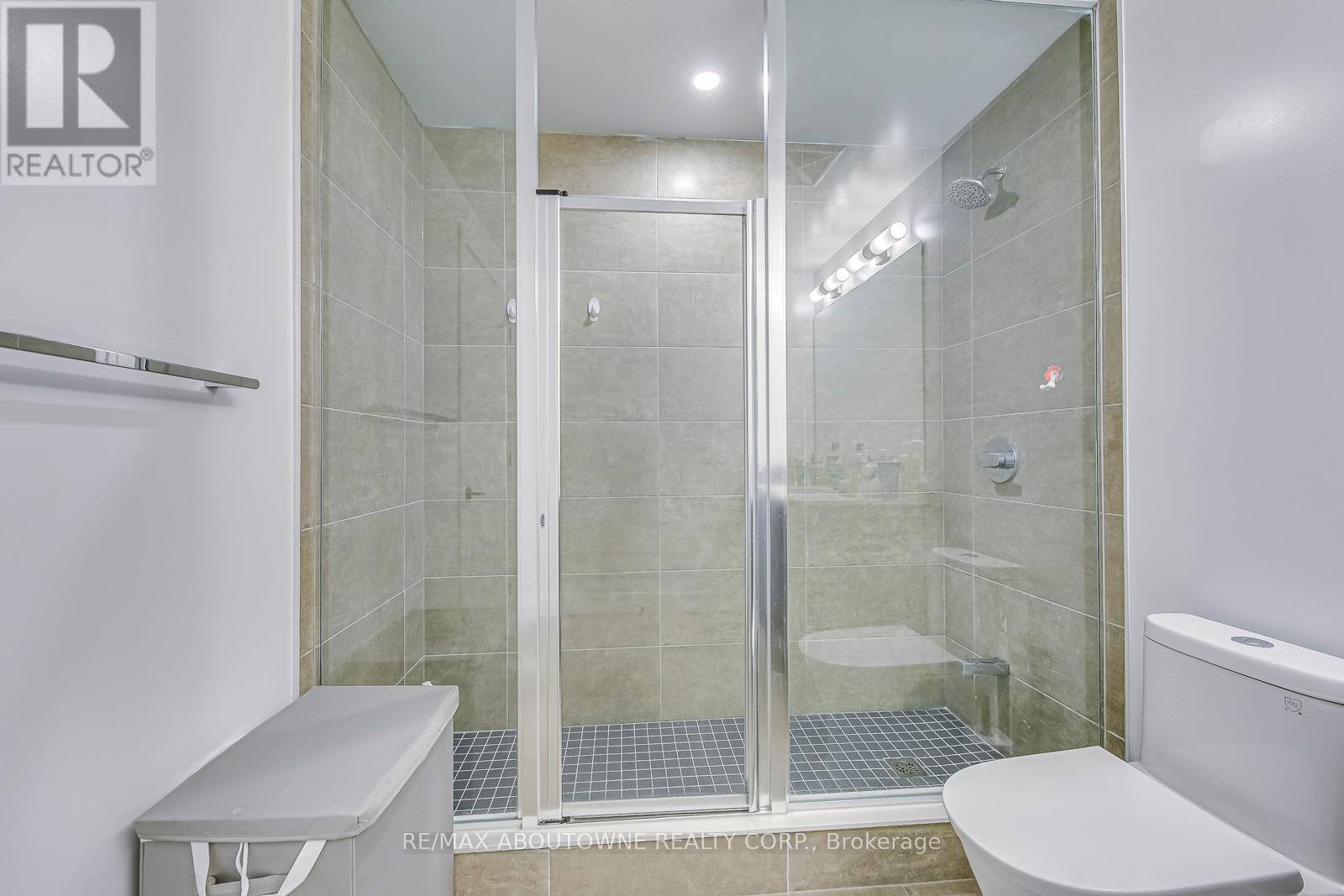 238 - 2450 Old Bronte Road, Oakville, Ontario  L6M 5P6 - Photo 14 - W12969100