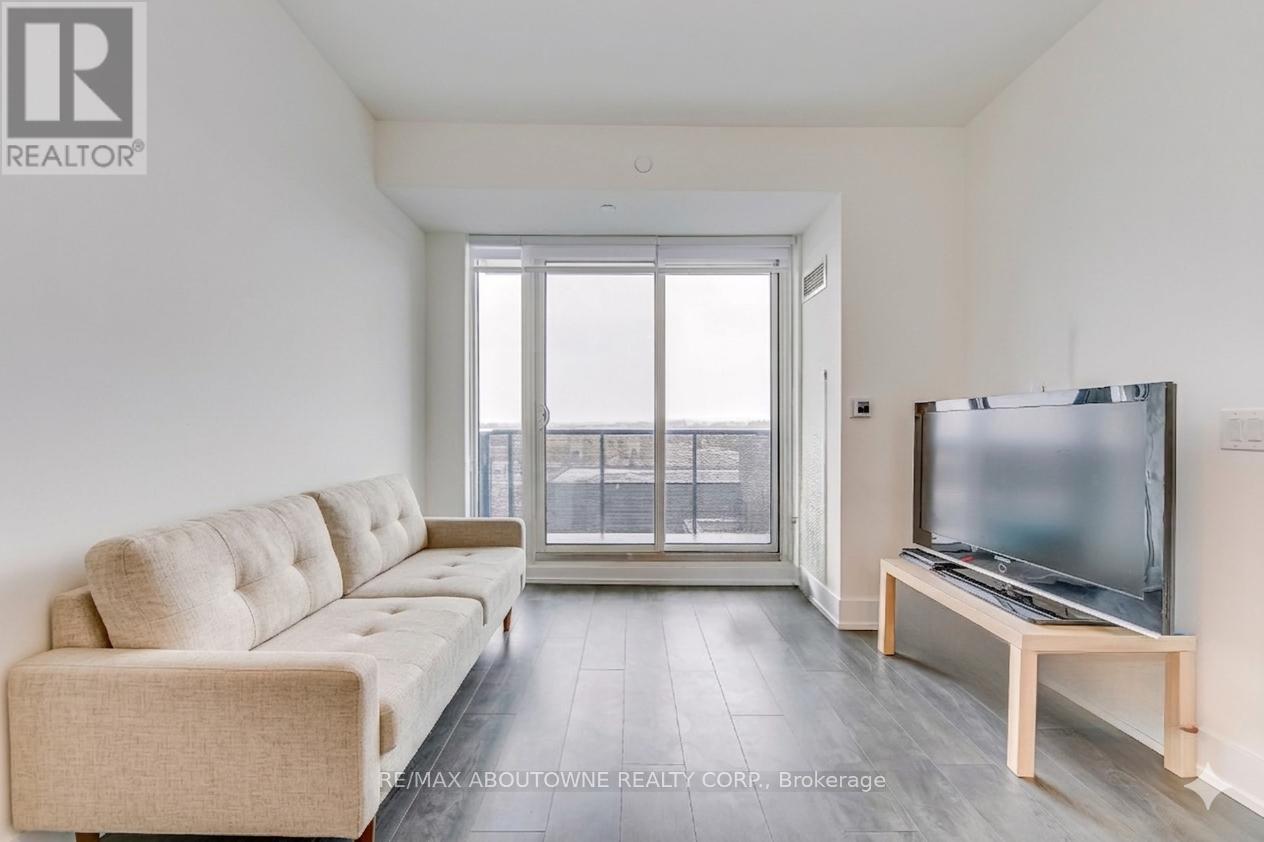 238 - 2450 Old Bronte Road, Oakville, Ontario  L6M 5P6 - Photo 8 - W12969100