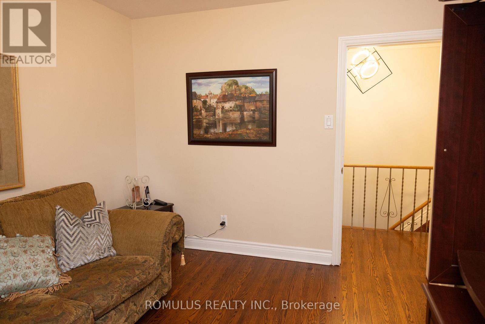 28 Eldorado Court, Toronto, Ontario  M3J 1X1 - Photo 20 - W12969134