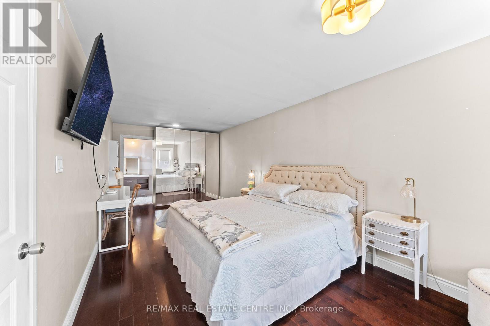 23 Majestic Crescent, Brampton, Ontario  L6S 3N1 - Photo 32 - W12969136