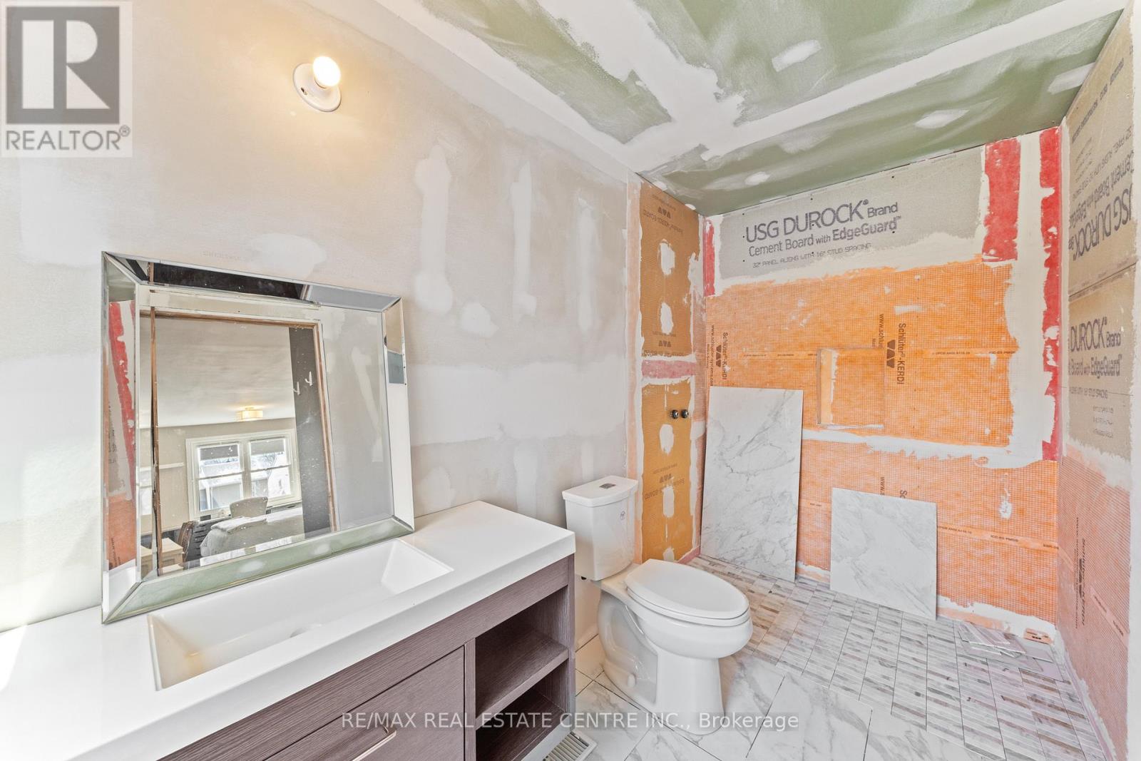 23 Majestic Crescent, Brampton, Ontario  L6S 3N1 - Photo 35 - W12969136