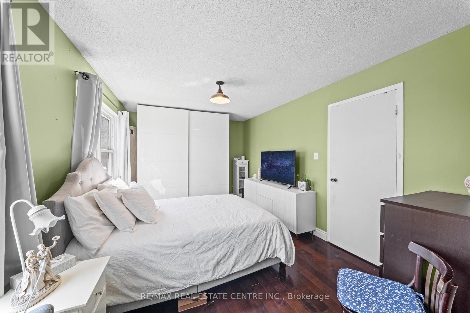 23 Majestic Crescent, Brampton, Ontario  L6S 3N1 - Photo 39 - W12969136