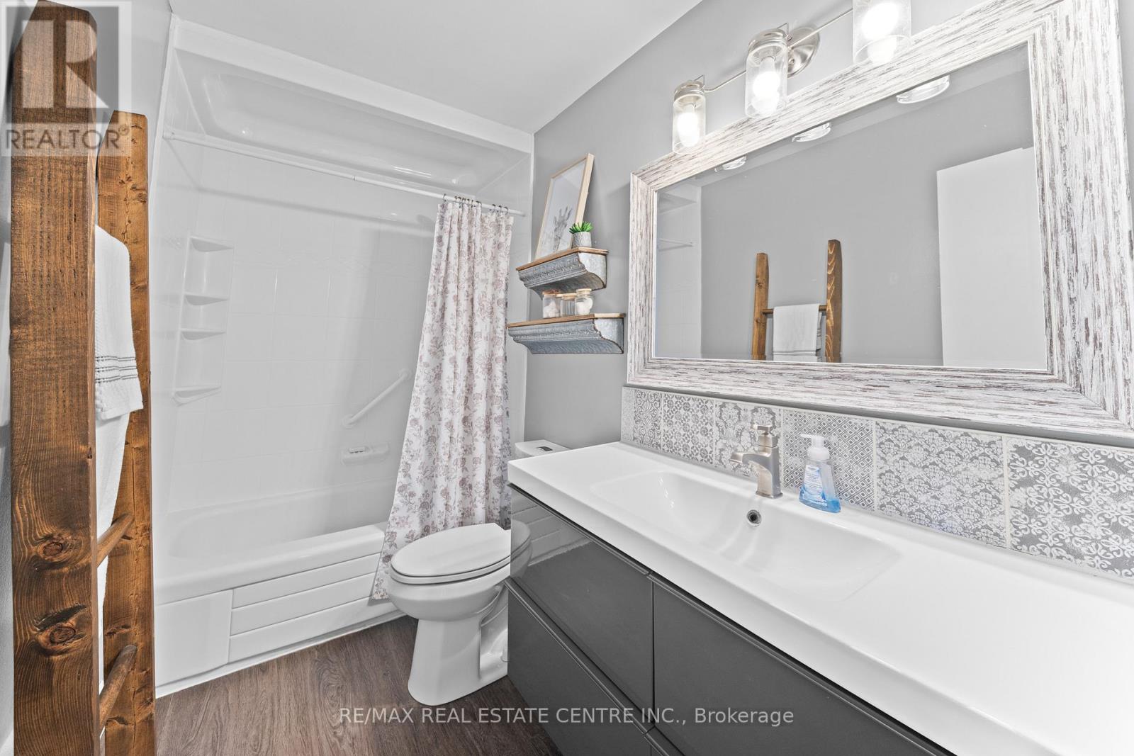 23 Majestic Crescent, Brampton, Ontario  L6S 3N1 - Photo 44 - W12969136