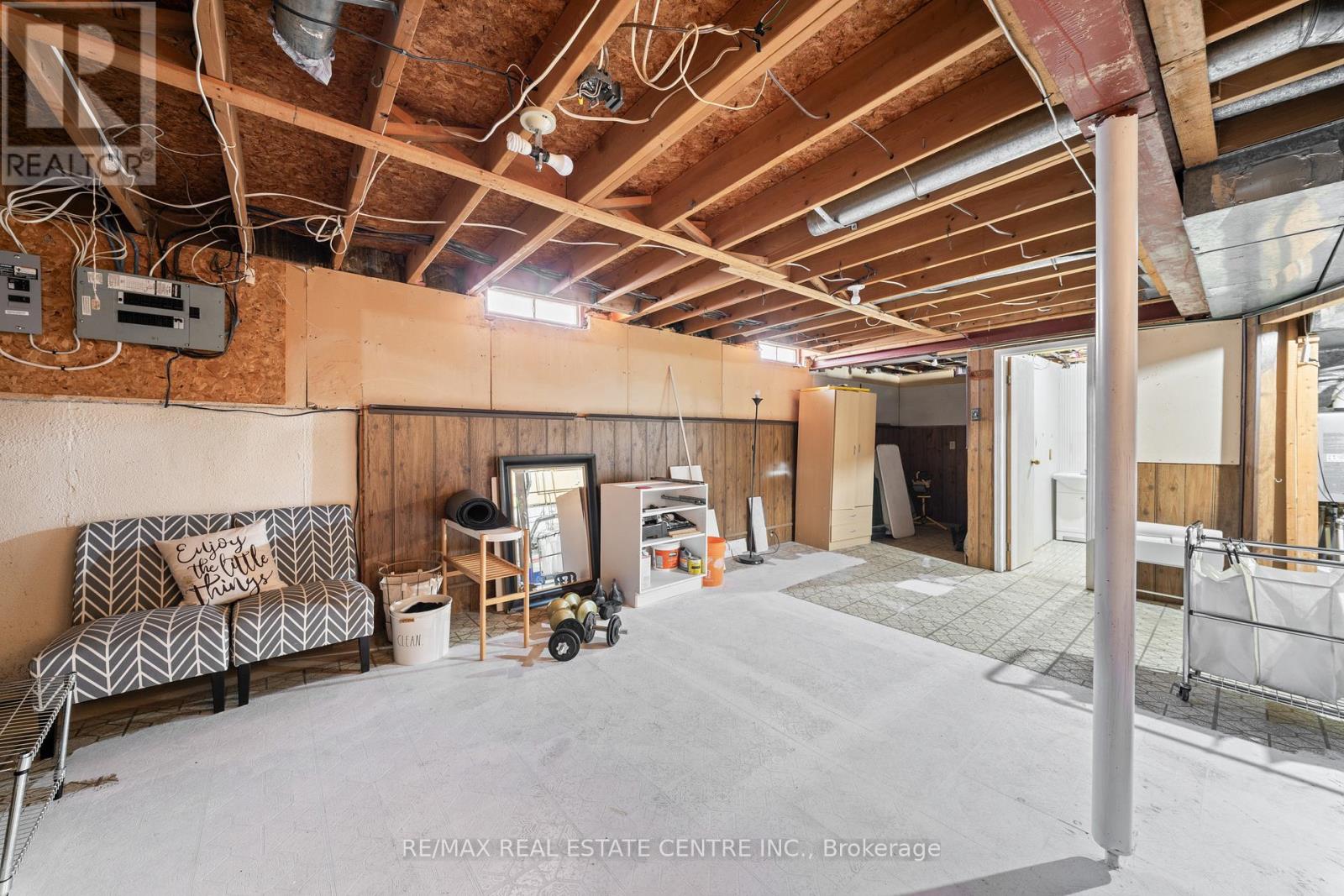 23 Majestic Crescent, Brampton, Ontario  L6S 3N1 - Photo 48 - W12969136