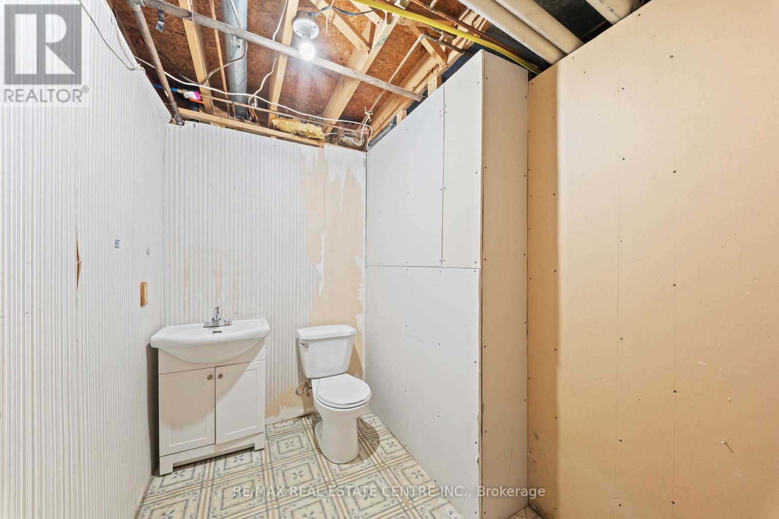 23 Majestic Crescent, Brampton, Ontario  L6S 3N1 - Photo 50 - W12969136