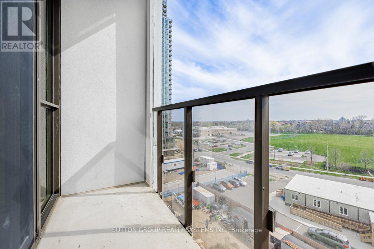 708 - 36 Elm Drive W, Mississauga, Ontario  L5B 1L9 - Photo 23 - W12969150