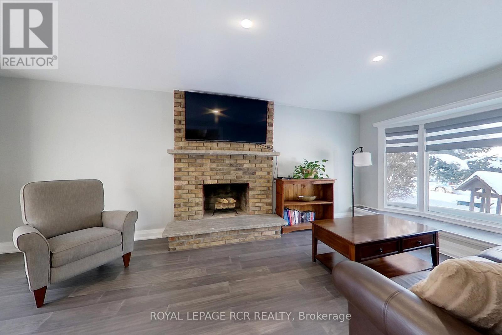 14 Goldgate Crescent, Orangeville, Ontario  L9W 4B5 - Photo 5 - W12969226