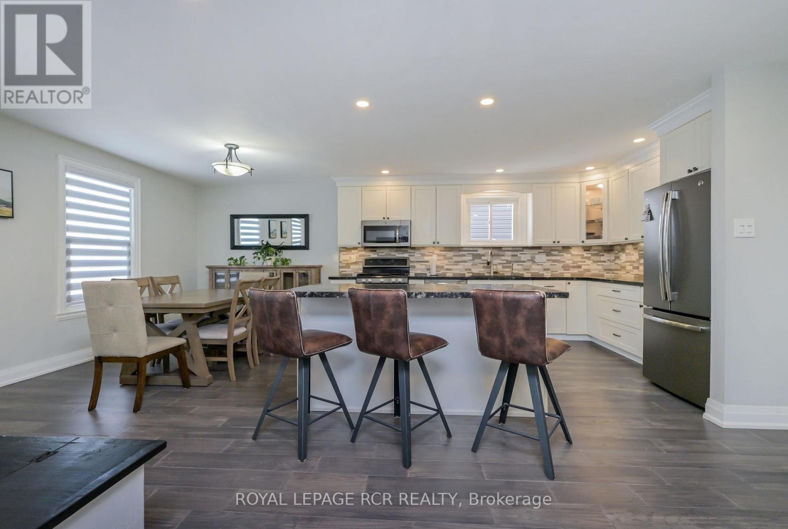 14 Goldgate Crescent, Orangeville, Ontario  L9W 4B5 - Photo 9 - W12969226