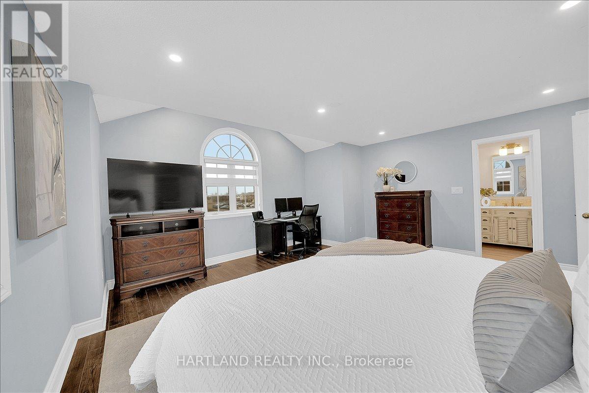 3770 Deepwood Heights, Mississauga, Ontario  L5M 7M9 - Photo 28 - W12969238