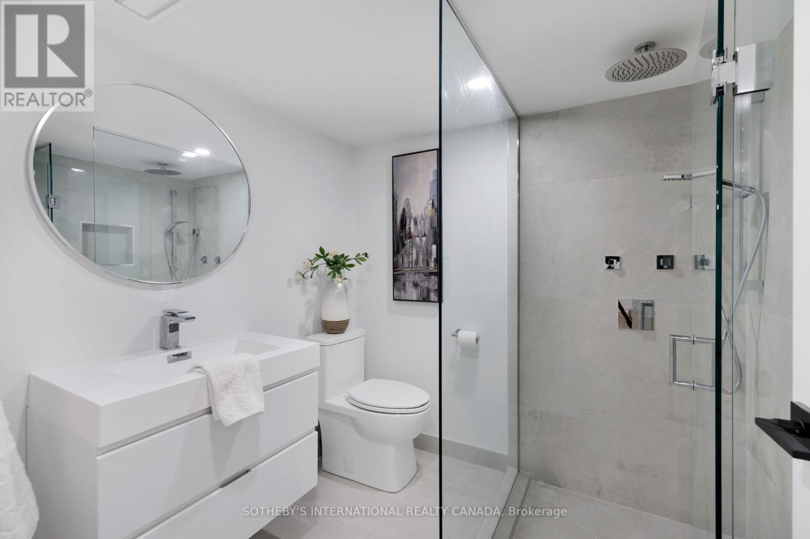 118 Warwood Road, Toronto, Ontario  M9B 5B7 - Photo 40 - W12969248