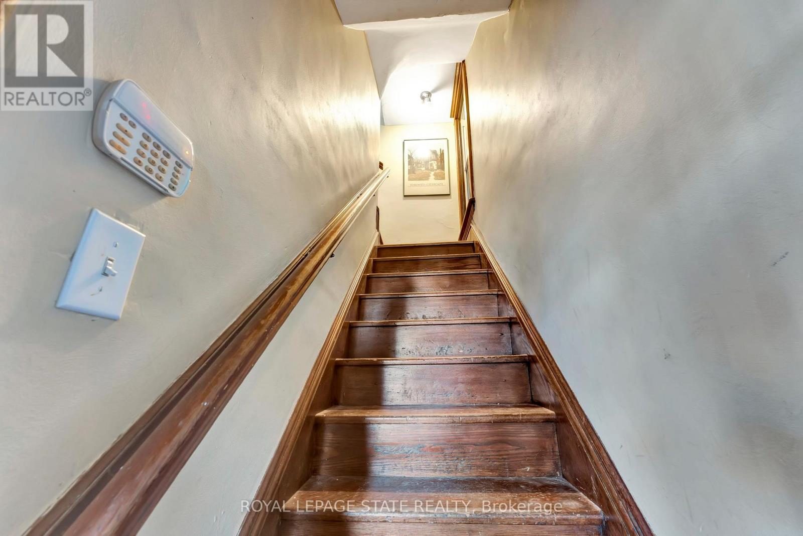 70 Belview Avenue, Hamilton, Ontario  L8L 7K8 - Photo 14 - X12969186