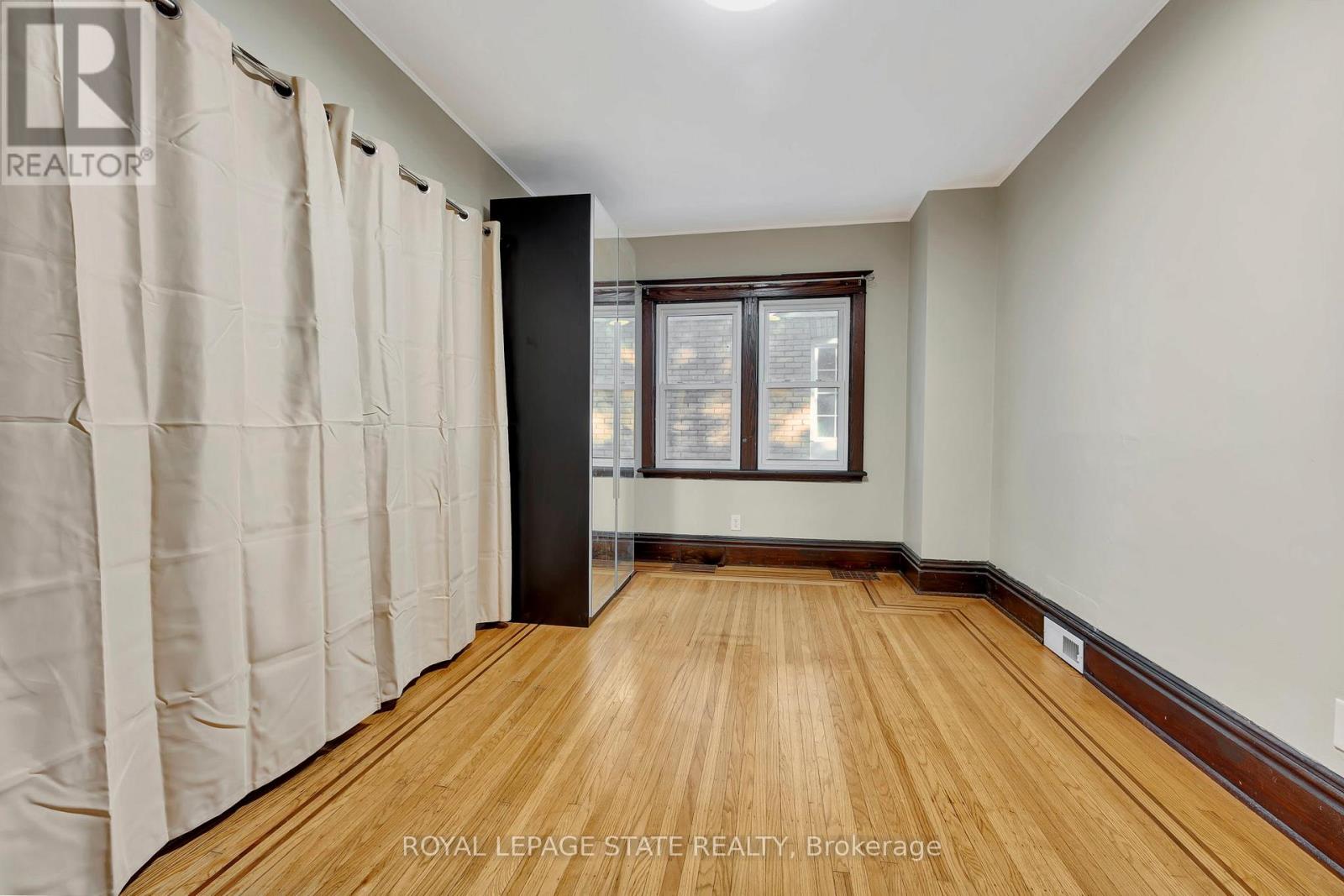 70 Belview Avenue, Hamilton, Ontario  L8L 7K8 - Photo 15 - X12969186