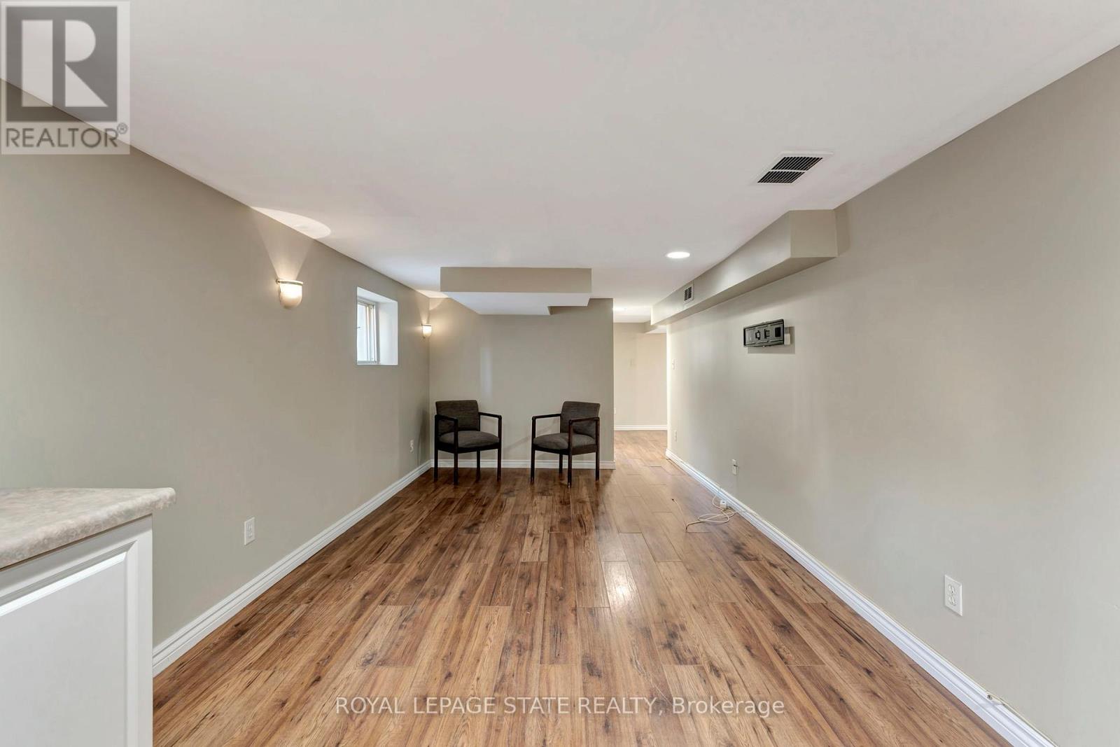 70 Belview Avenue, Hamilton, Ontario  L8L 7K8 - Photo 27 - X12969186