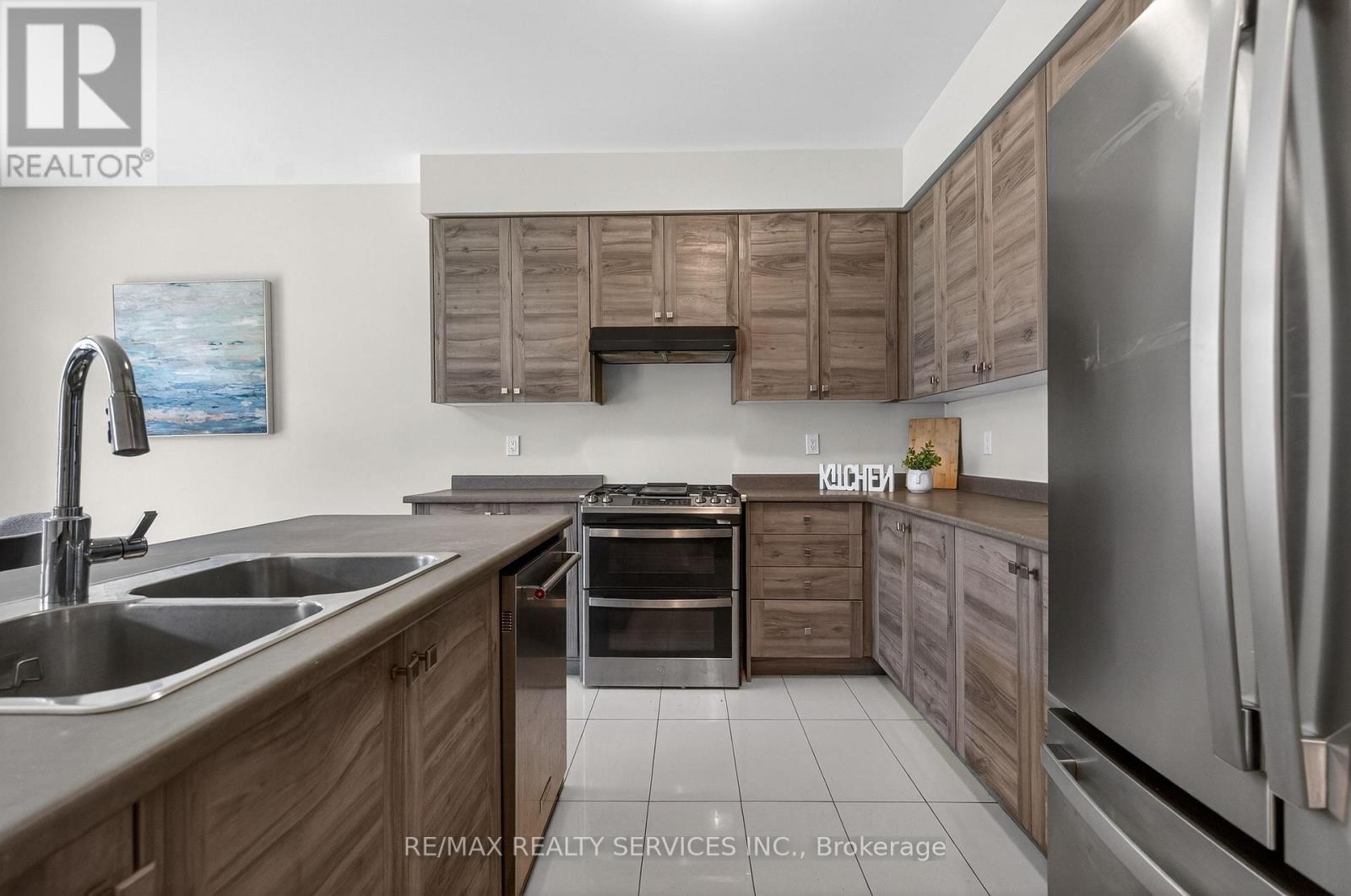 12 Ladd Avenue, Brantford, Ontario  N3T 0S3 - Photo 18 - X12969230